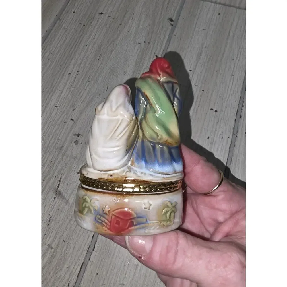 Vintage Christmas Nativity Scene Figurine Hinged Trinket Christmas Religious